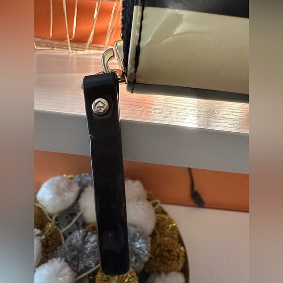 KATE SPADE Penn Valley Neda Patent Leather Stripe Zip-Around Wallet(NWOT) - Picture 6 of 10